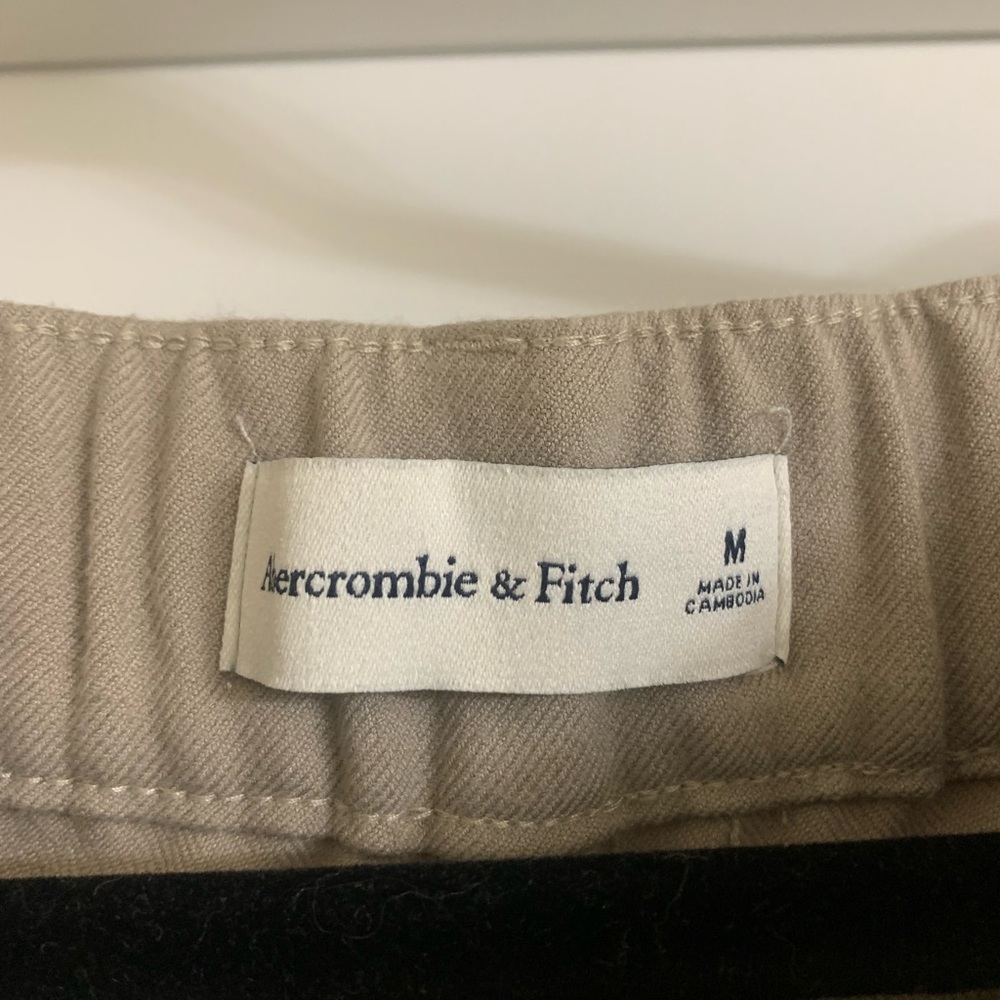 Abercrombie&Fitch khaki trousers